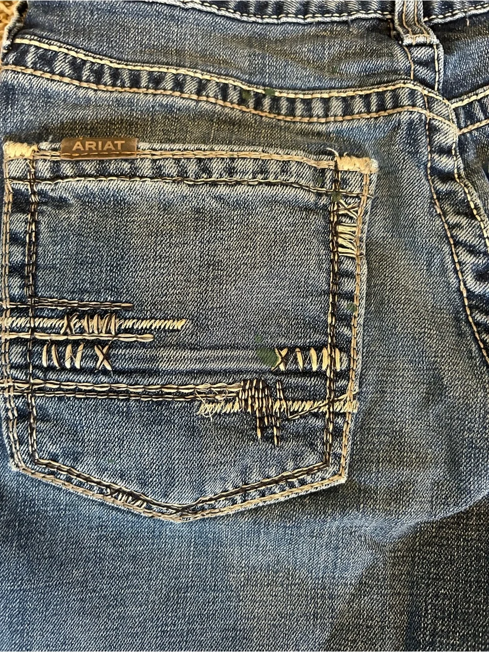 ARIAT M4 Relaxed Boot Cut Jeans Mens 32x32 Distressed Blue